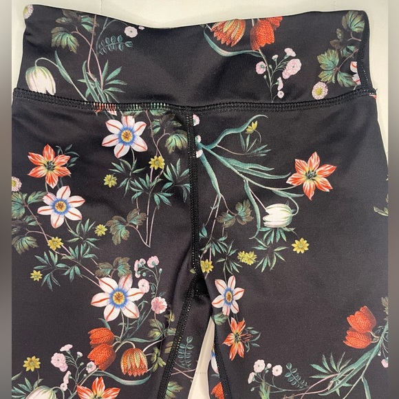 Zella Girl black floral legging small (7/8) - Picture 4 of 7